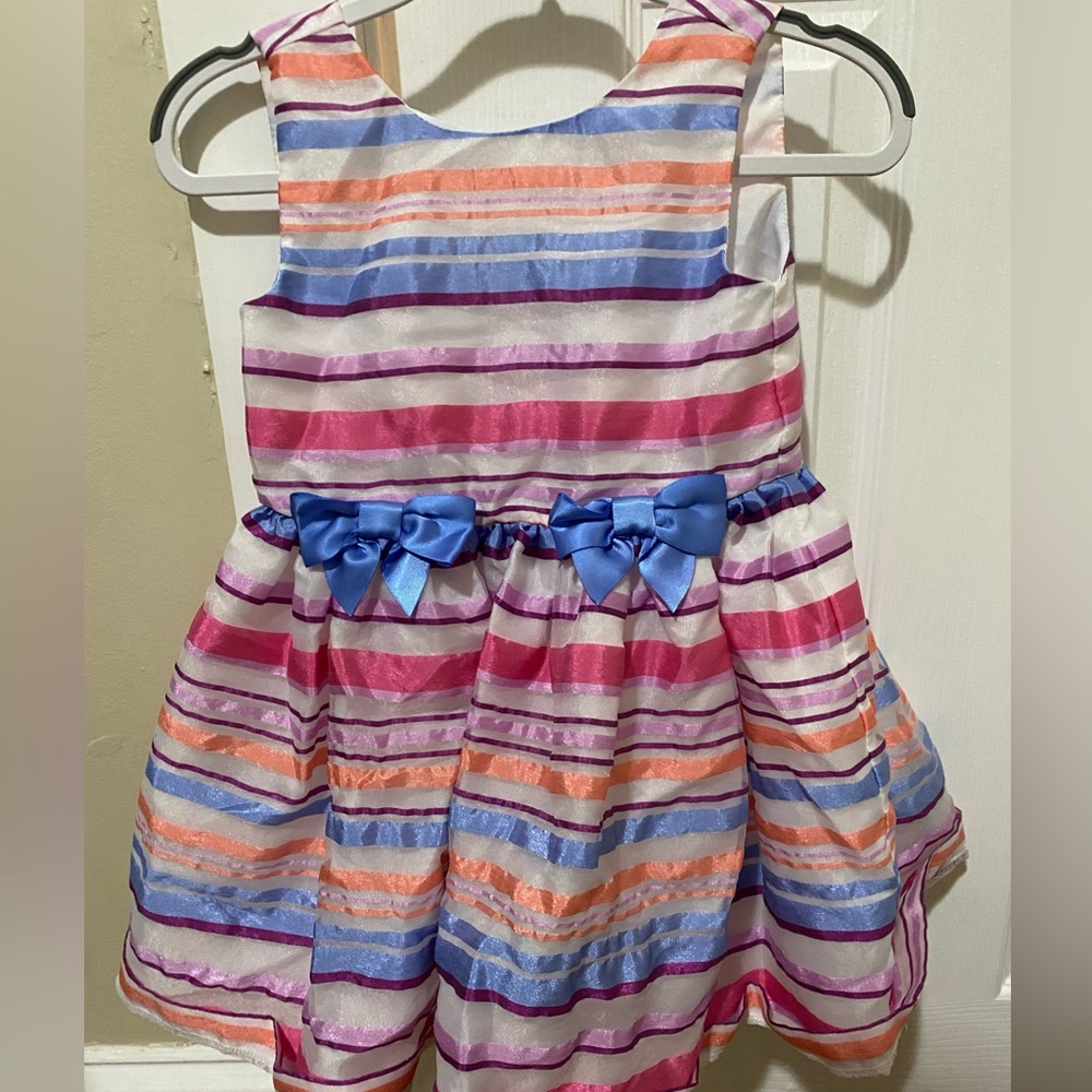 Multi colored sleeveless dress